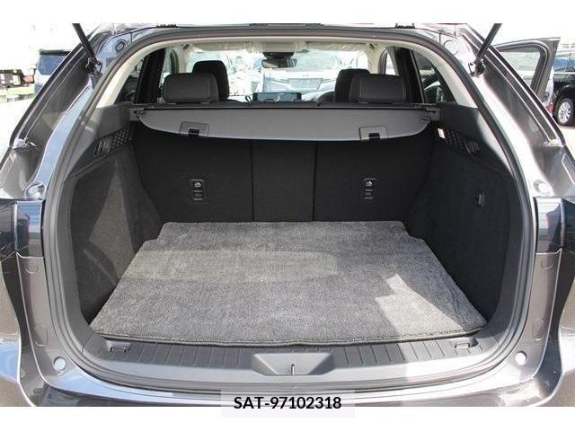 Mazda CX-60 2023-02 266258-17