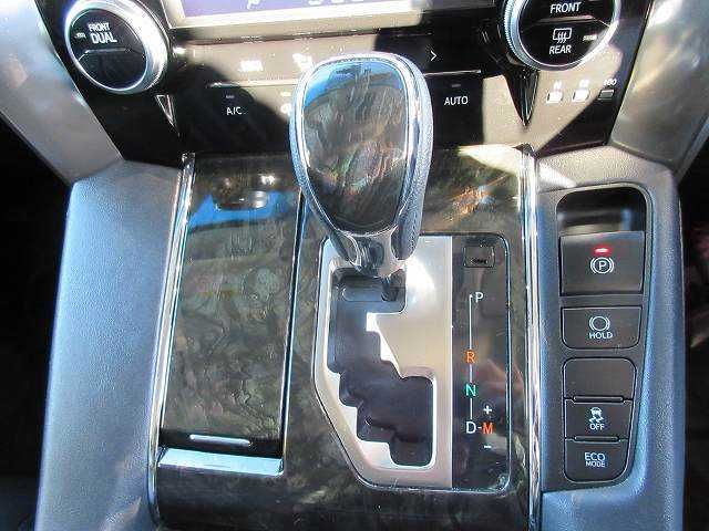 Toyota VELLFIRE 2016-07 4255-8
