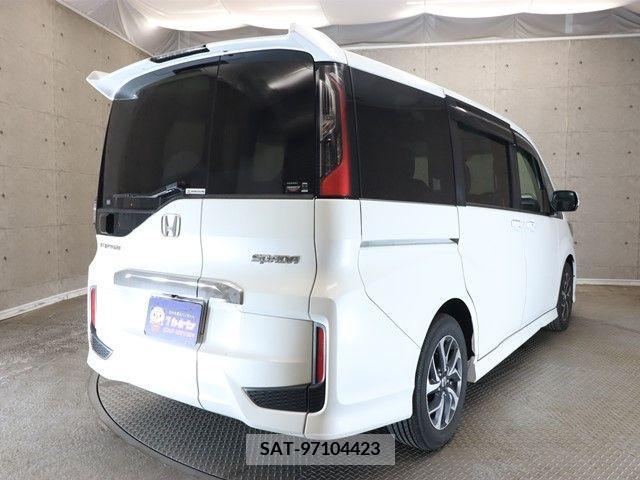 Honda e 2021-07 235596-1