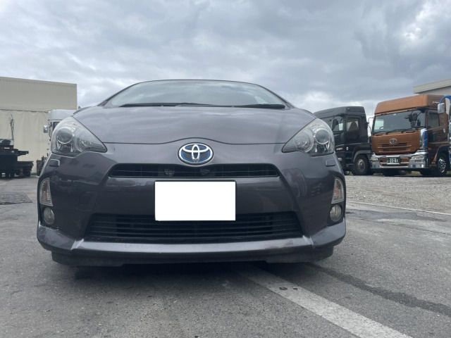 Toyota AQUA 2013-02 1528-4