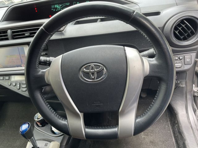 Toyota AQUA 2013-02 1528-15