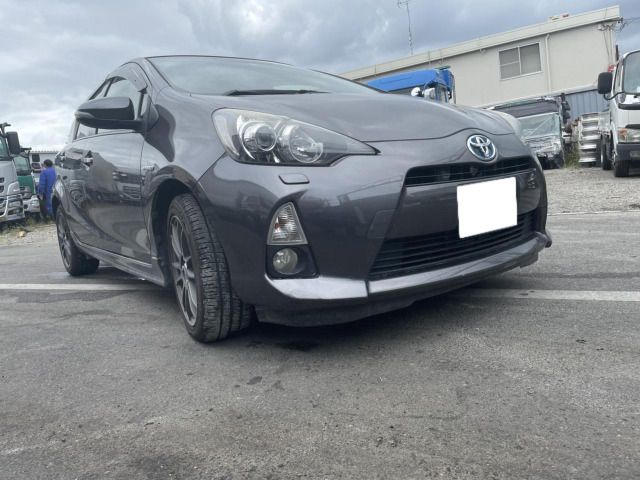 Toyota AQUA 2013-02 1528-1