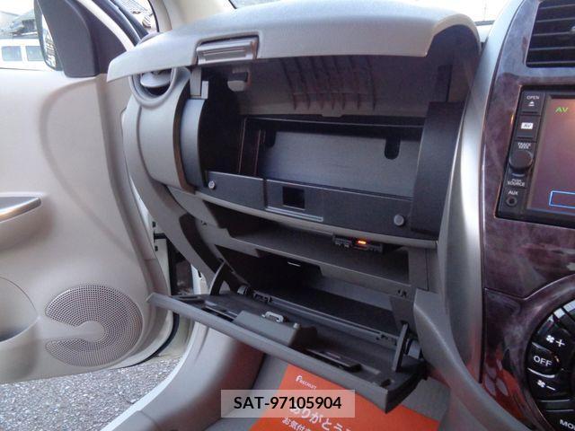 Nissan MARCH 2017-09 218895-16