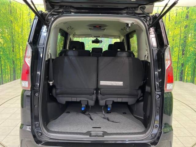 Nissan SERENA 2017-12 27769-11