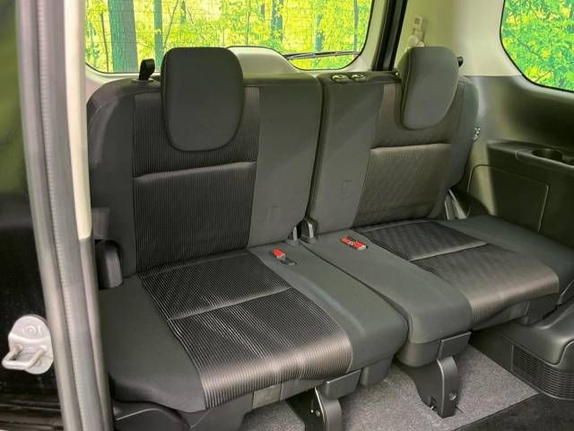 Nissan SERENA 2017-12 27769-10