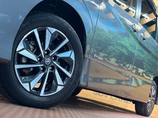 Nissan SERENA 2020-09 24329-15