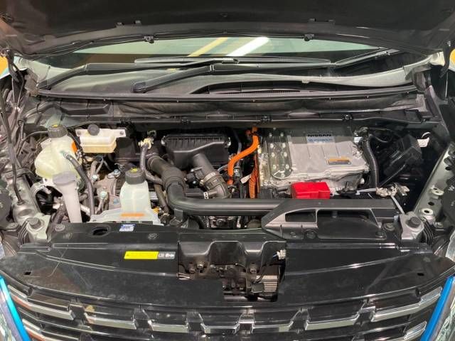 Nissan SERENA 2020-09 24329-18