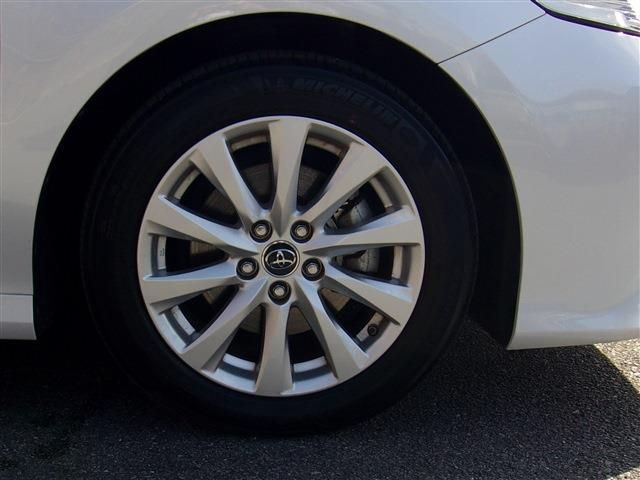 Toyota CAMRY HYBRID 2018-12 191220-26