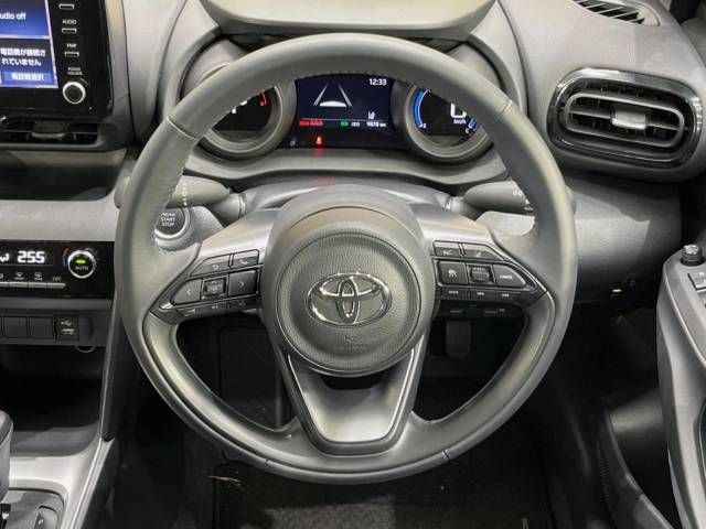 Toyota YARIS CROSS 2023-07 184977-11