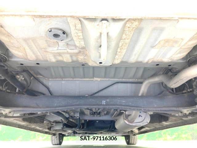 Honda N BOX CUSTOM 2019-06 279069-19