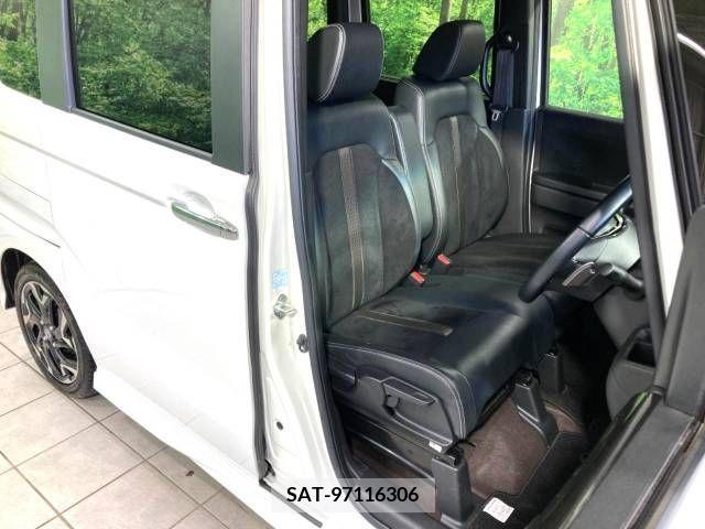 Honda N BOX CUSTOM 2019-06 279069-8