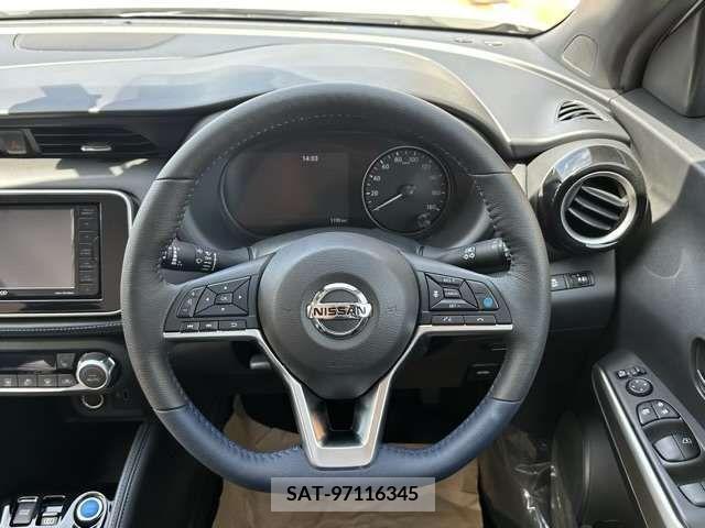 Nissan KICKS 2021-04 340849-5