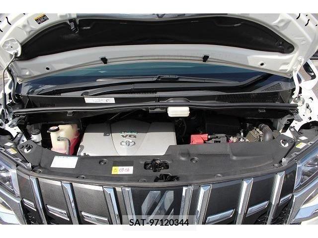 Toyota ALPHARD 2018-03 203908-17