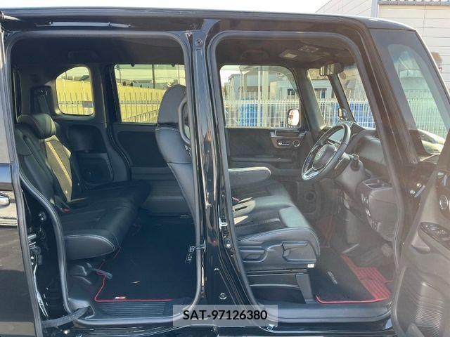 Honda N BOX CUSTOM 2019-02 383719-9