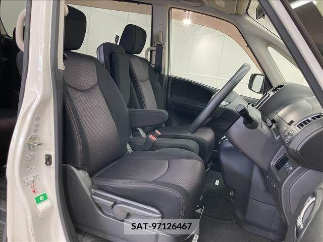 Nissan SERENA 2011-03 284263-7