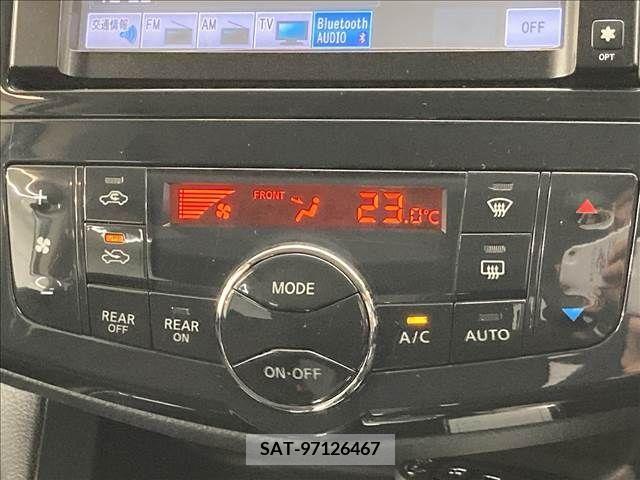 Nissan SERENA 2011-03 284263-6