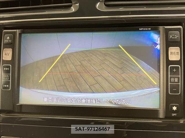 Nissan SERENA 2011-03 284263-1