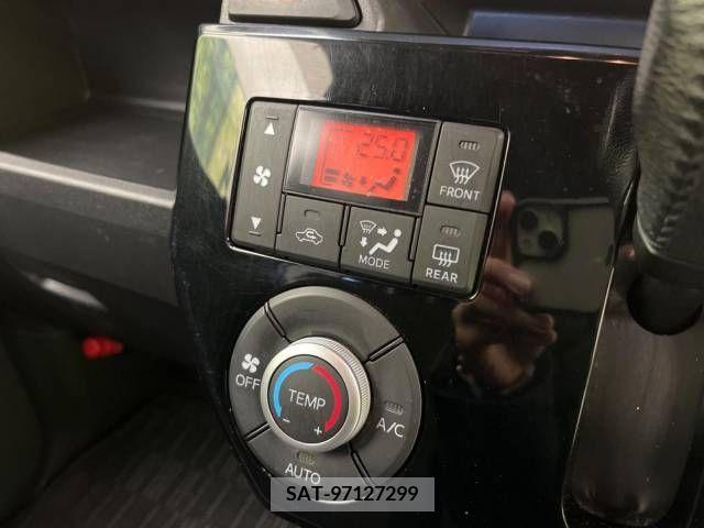 Daihatsu WAKE 2016-07 211561-5