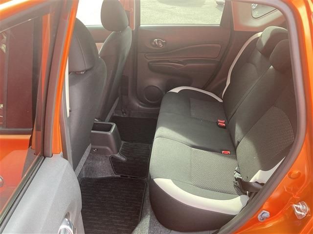 Nissan NOTE 2019-07 9365-6