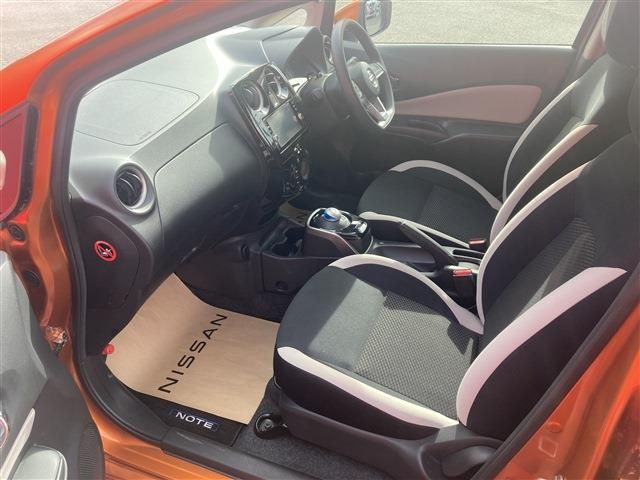 Nissan NOTE 2019-07 9365-5
