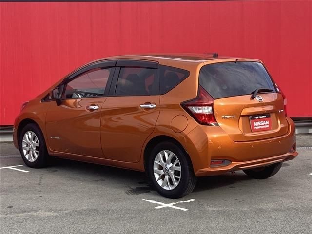 Nissan NOTE 2019-07 9365-1