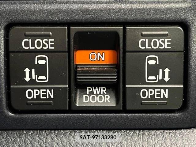 Toyota VOXY 2016-07 289191-6