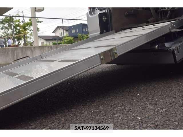 Suzuki EVERY WAGON 2011-03 200275-14