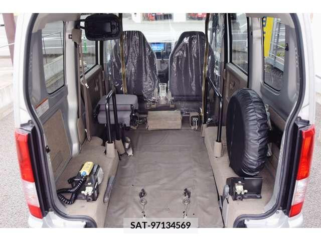Suzuki EVERY WAGON 2011-03 200275-3