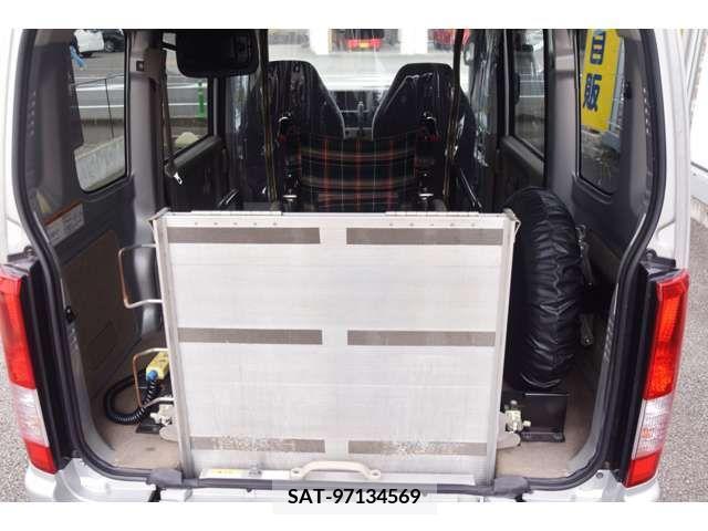 Suzuki EVERY WAGON 2011-03 200275-5