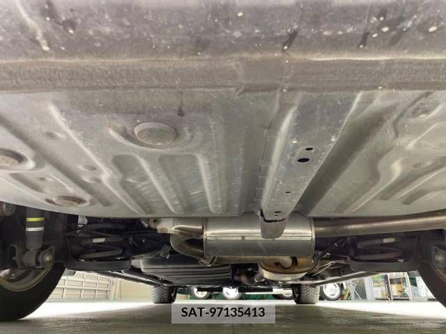 Toyota VOXY 2015-05 289144-19