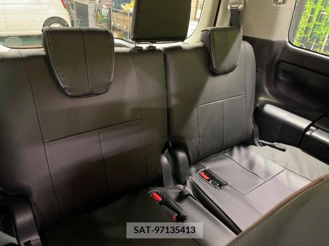 Toyota VOXY 2015-05 289144-9