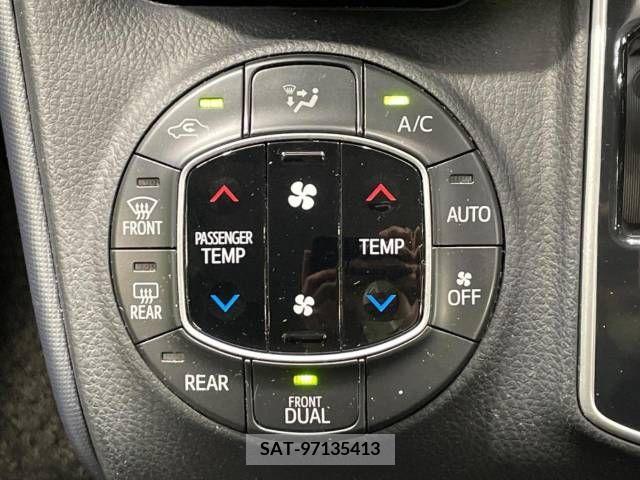 Toyota VOXY 2015-05 289144-5