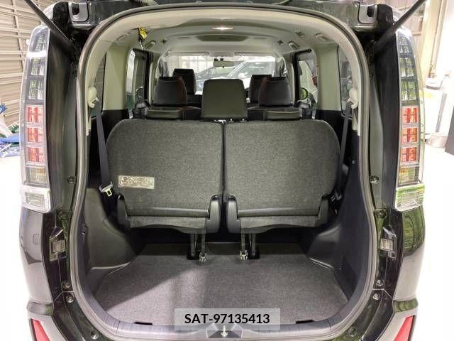 Toyota VOXY 2015-05 289144-10