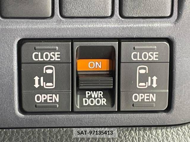 Toyota VOXY 2015-05 289144-2