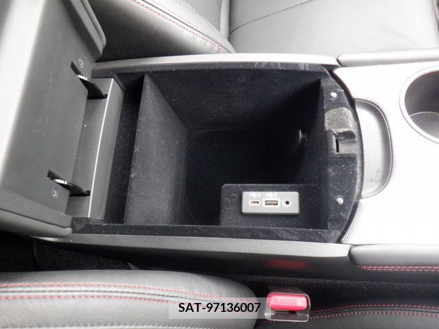 Nissan SKYLINE 2019-12 207379-27