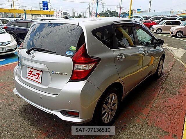 Nissan NOTE 2019-06 384491-2
