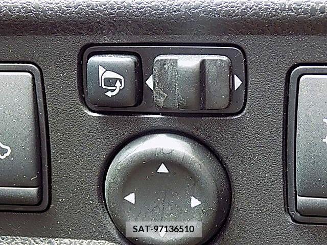 Nissan NOTE 2019-06 384491-18