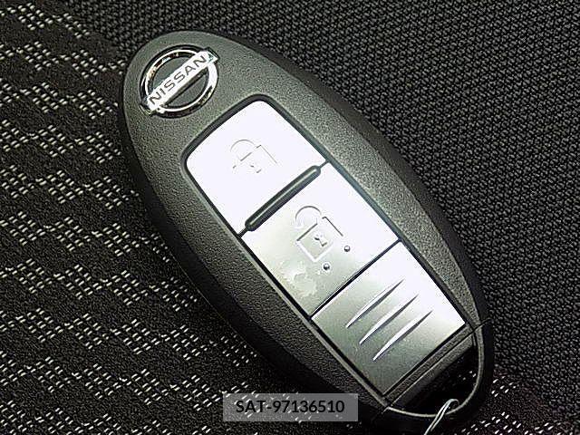Nissan NOTE 2019-06 384491-16