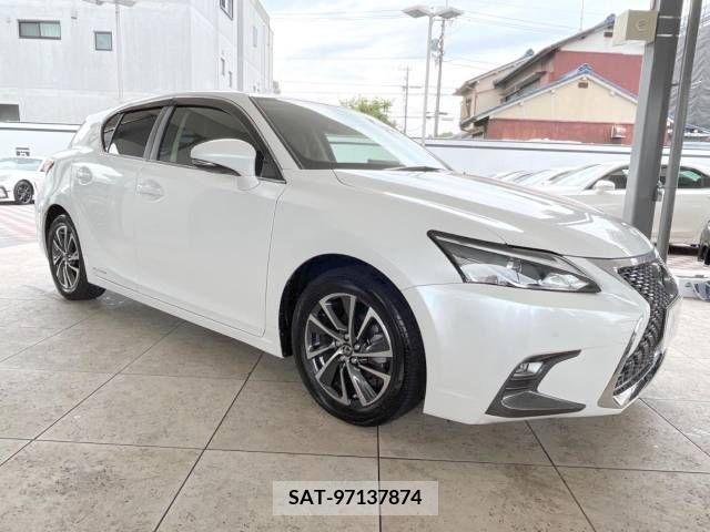 Lexus CT 2022-02 334375-16