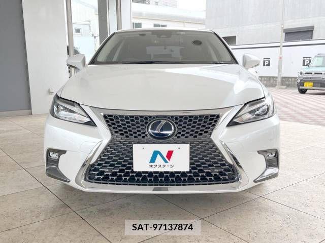 Lexus CT 2022-02 334375-14