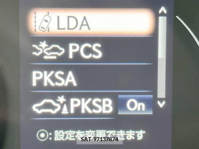 Lexus CT 2022-02 334375-3