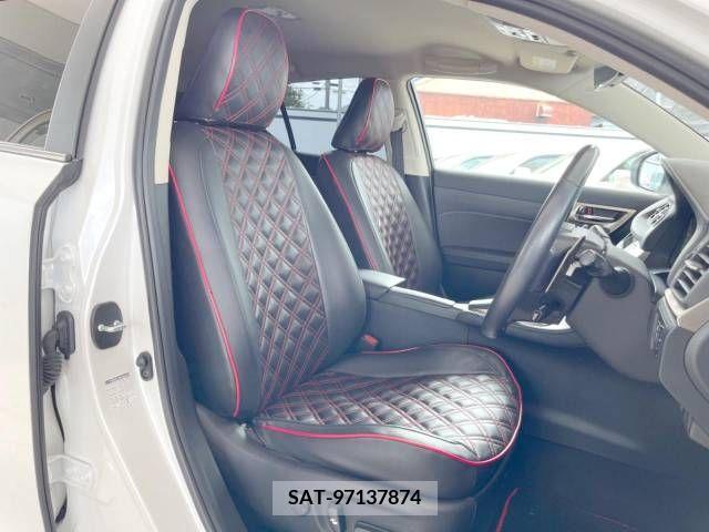 Lexus CT 2022-02 334375-11