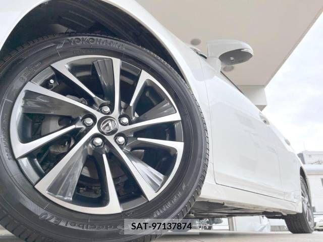 Lexus CT 2022-02 334375-9