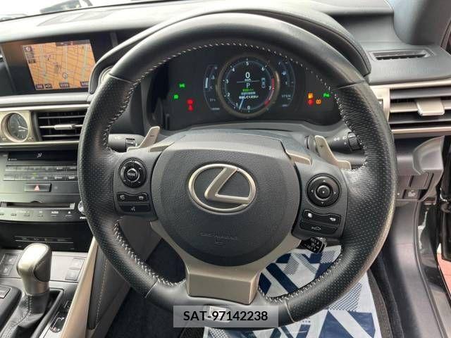 Lexus IS 2013-06 275483-9
