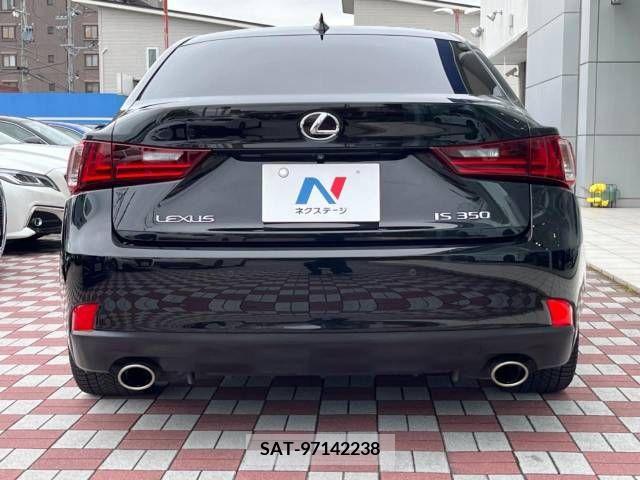 Lexus IS 2013-06 275483-16
