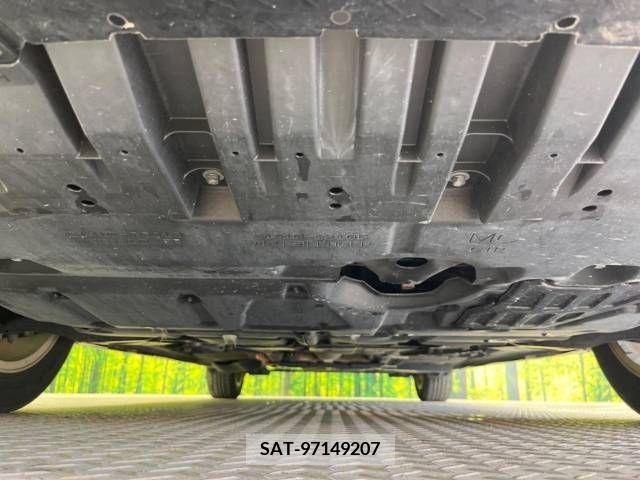 Toyota PRIUS ALPHA 2013-06 282479-19