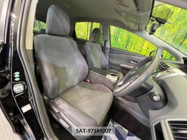 Toyota PRIUS ALPHA 2013-06 282479-8