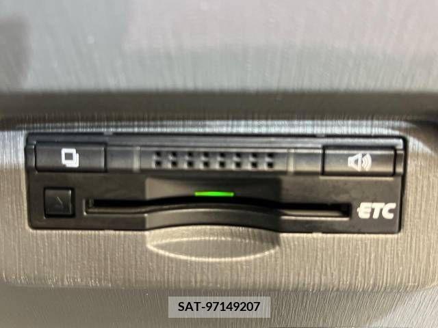 Toyota PRIUS ALPHA 2013-06 282479-4