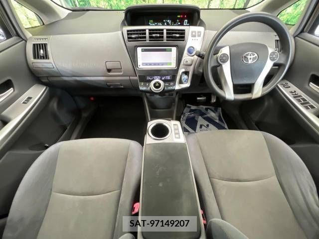 Toyota PRIUS ALPHA 2013-06 282479-1