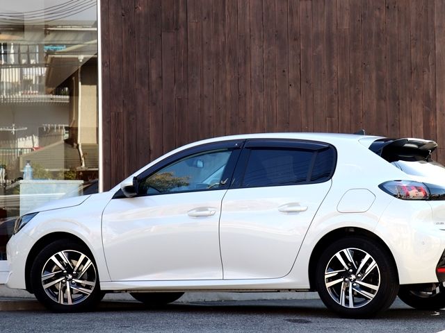 Peugeot 208 2021-12 192901-9
